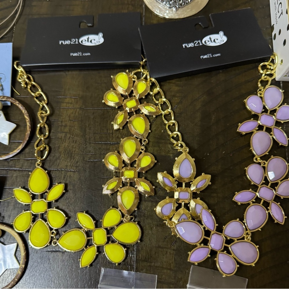 Women’s Jewelry Collection  35+ Stunning Pieces! - Picture 9 of 14